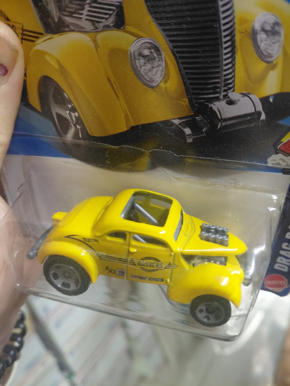 bright yellow Hot Wheels Pass'n Gasser from the 2026 Drag Racers series (3/10, c